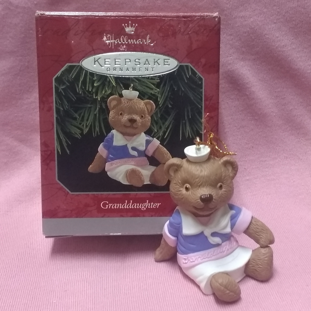 Vintage 1998 Hallmark Keepsake Ornament -- Granddaughter